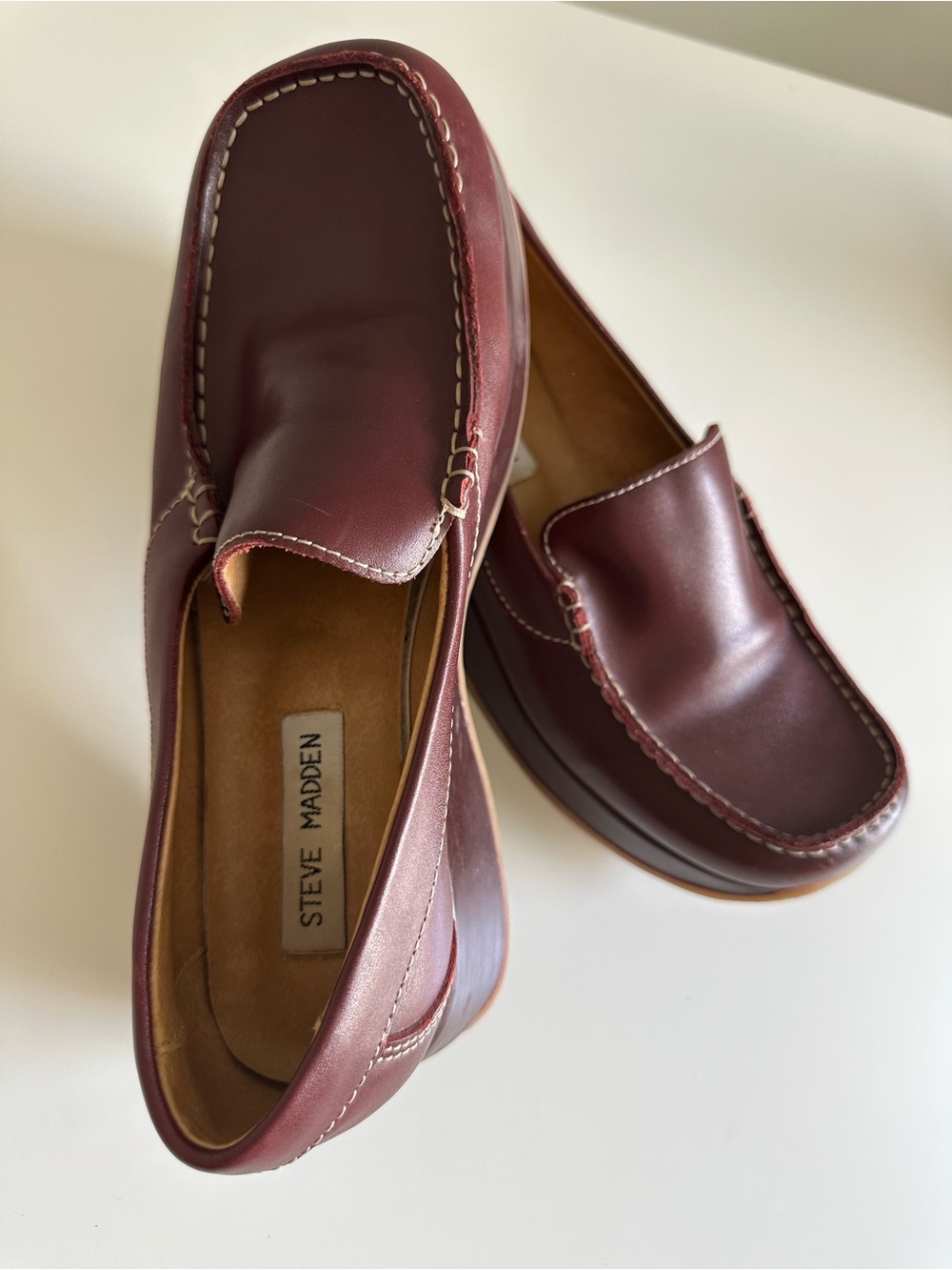 Vintage Y2K Steve Madden Burgundy Leather Loafers with Contrast Stitching 7.5 - Picture 10 of 16